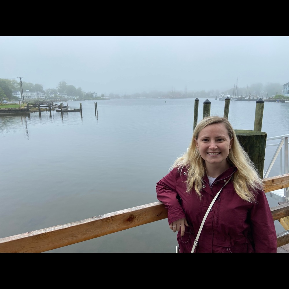 Meet your Posher, Lauren